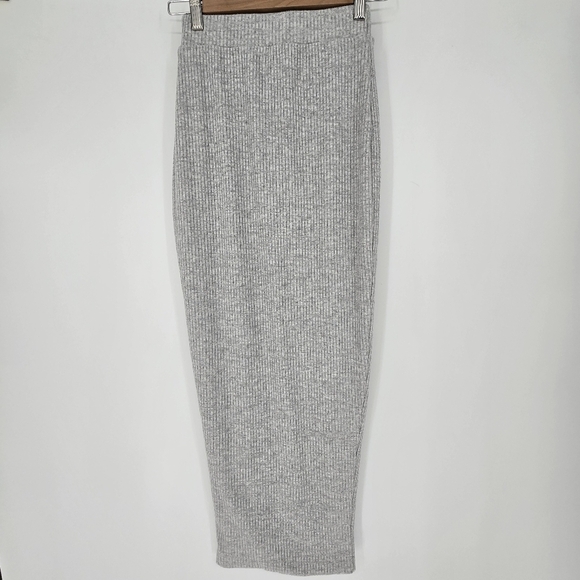 Meshki long grey knit ribbed pencil skirt xsmall - Picture 1 of 6